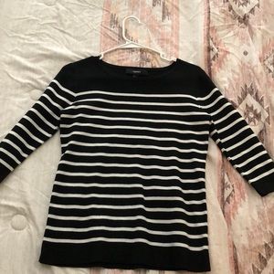 3/4 quarter sleeved shirt